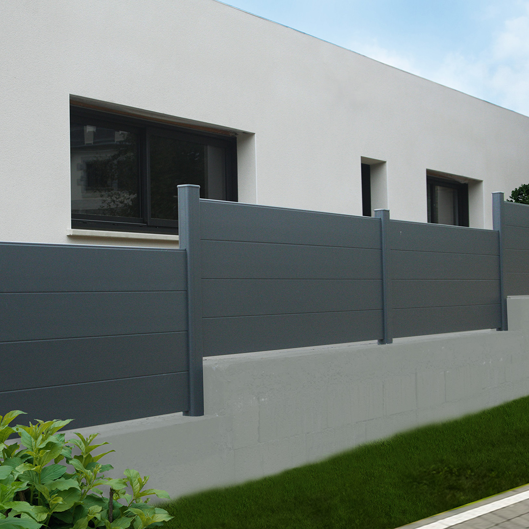 Clôture Klos up ! en aluminium – Lames pleines 150mm – Gris zinc (RAL7016)